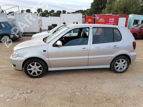 Engine control unit (ECU) VW POLO (6N2)  | BP8888464M57 