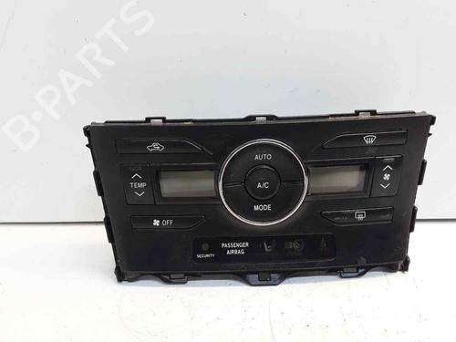 Used Climate control Climate control TOYOTA AURIS (_E15_) [2006-2013] 13403105 13403105