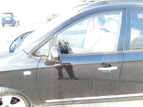 Used Left front door KIA CARENS III MPV (UN) 2.0 CRDi 140 (140 hp) 13937076