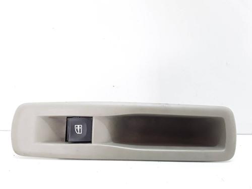 Used Right rear window switch RENAULT MEGANE III Hatchback (BZ0/1_, B3_) 1.9 dCi (BZ0N, BZ0J) (131 hp) 10031777