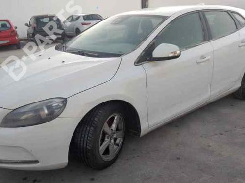 Used Parts VOLVO V40 Hatchback (525)    884851