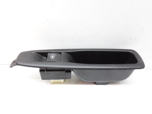 Used Right rear window switch RENAULT CLIO IV (BH_) [2012-2021]  9649184