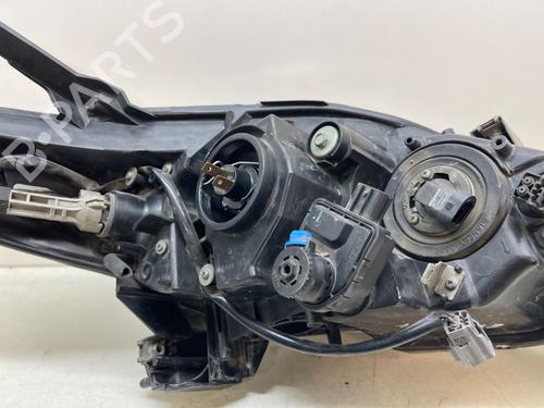 Faro izquierdo MAZDA 5 (CR) 2.0 CD (CR19) | BP22302440C28 
