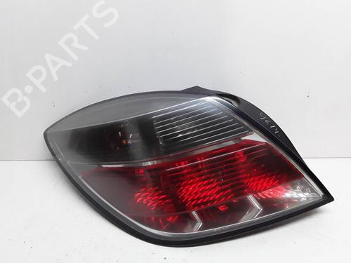 Venstre baglygte OPEL ASTRA H GTC (A04) 1.9 CDTI (L08) (120 hp) 10360243