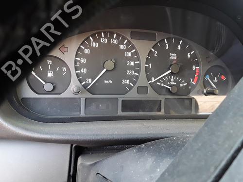 Kombinert Instrument BMW 3 (E46) 316 i (105 hp) 32504262