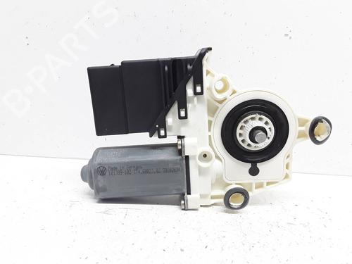 Left rear window motor SEAT LEON (1M1) 1.6 16 V | BP11516318E23
