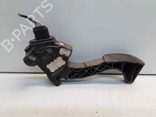 Pedale Pedale TOYOTA AURIS (_E18_) 1.8 Hybrid (ZWE186_, ZWE186R) (136 hp) 33718341 33718341