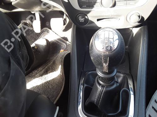 Selector da caixa Selector da caixa RENAULT FLUENCE (L3_) 1.5 dCi (L30D, L30L, L306, L33F, L33L, L33M, L33V, L33W) (110 hp) 36650336 36650336