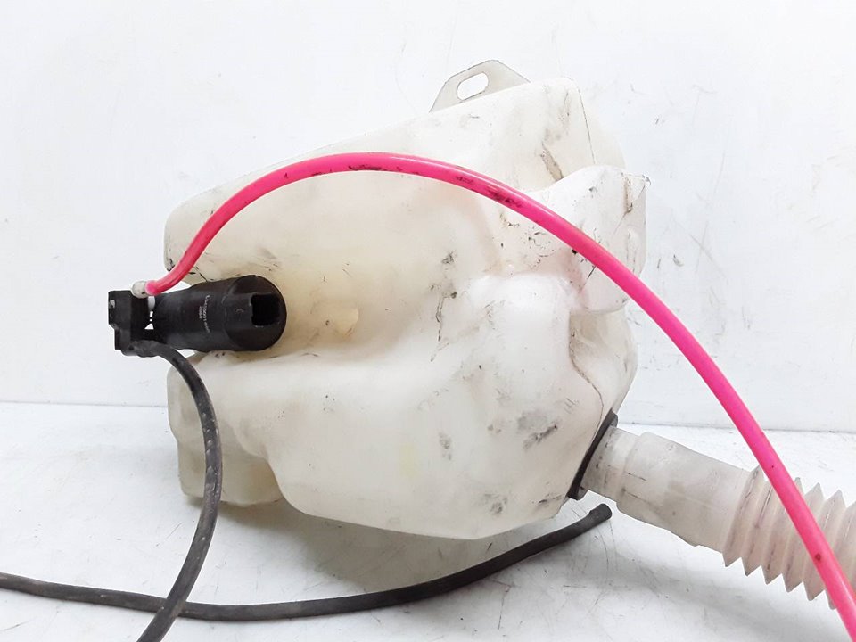 Windscreen washer tank RENAULT MEGANE II Saloon (LM0/1_) 8240288 BParts