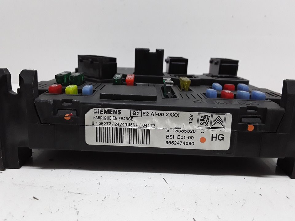 Fuse box CITROËN XSARA PICASSO (N68) 2.0 HDi 11379443 BParts
