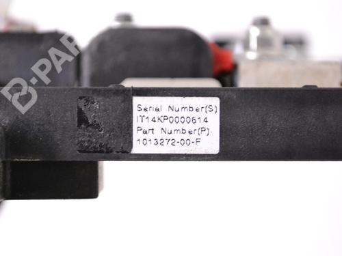 Fuse box TESLA MODEL S (5YJS) 85D AWD | BP7812888E1 