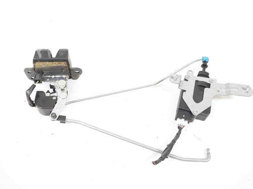 Tailgate lock HYUNDAI SANTA FÉ II (CM) 2.2 CRDi GLS 4x4 | BP8832139C101 