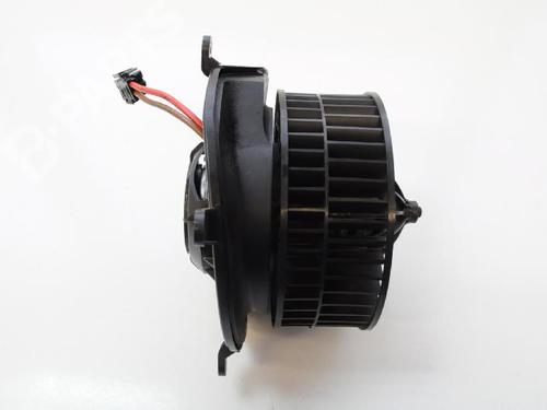 Used Heater blower motor MERCEDES-BENZ CLS (C219) CLS 350 (219.356) (272 hp) 8829631