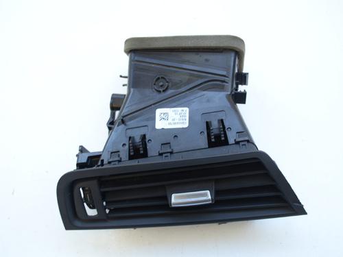 Used Air vent BMW 5 (F10) 520 d (184 hp) 14768748