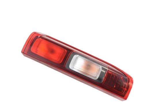 Used Left taillight RENAULT TRAFIC III Bus (JG_) 2.0 dCi 120 (JGMN) (120 hp) 28439405