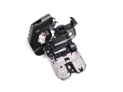 Used Tailgate lock AUDI A1 Sportback (8XA, 8XF) 1.4 TFSI (125 hp) 8866812
