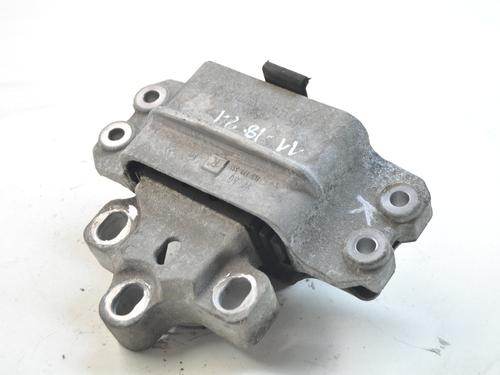 Used Engine mount VW SCIROCCO III (137, 138) 2.0 TDI (140 hp) 8859066