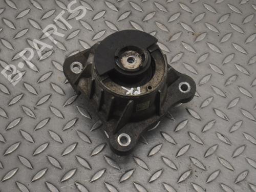 Used Engine mount MERCEDES-BENZ VITO Tourer (W447) 119 CDI / 119 BlueTEC (447.701, 447.703, 447.705) (190 hp) 18201800