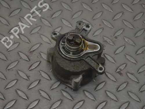 Used Vacuum pump PORSCHE 911 (991) 3.0 Carrera (370 hp) 17866002