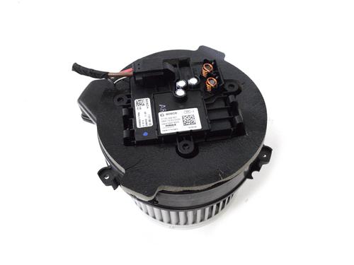 Heater blower motor BMW 5 (G30, F90) 525 d | BP10107660M62 