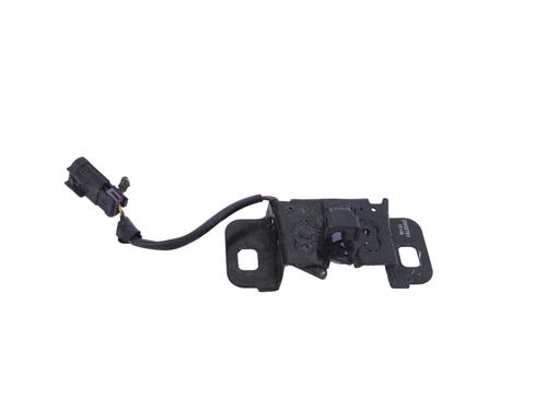 Used Hood lock CHEVROLET CORVETTE Convertible (C7) 6.2 Z06 (660 hp) 15483231