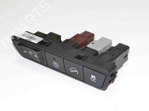 Used Switch HYUNDAI ix35 (LM, EL, ELH) 2.0 CRDi (177 hp) 8830435