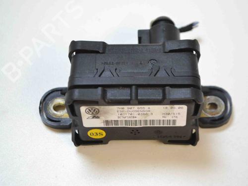 Używane Moduł elektroniczny VW GOLF V (1K1) 1.9 TDI (105 hp) 7752858