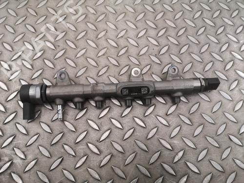 Used Injection rail BMW 4 Gran Coupe (F36) 420 d (190 hp) 18962642