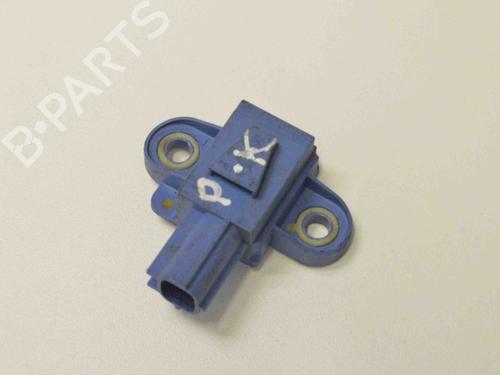 Used Electronic sensor VW JETTA III (1K2) 2.0 TDI 16V (140 hp) 7494815