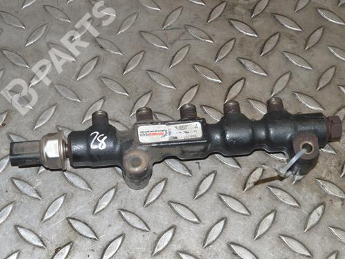 Used Injection rail VW PASSAT B6 (3C2) 2.0 TDI (136 hp) 8937870