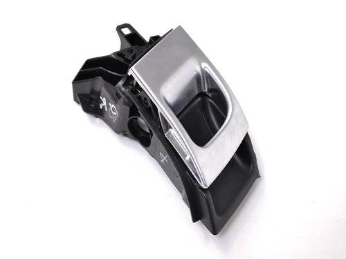 Used Rear left interior door handle LAND ROVER RANGE ROVER SPORT II (L494) 3.0 SDV6 4x4 (292 hp) 8861178