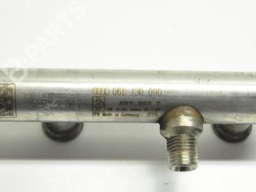 Used Injection rail AUDI A6 C6 (4F2) 3.2 FSI quattro (255 hp) 8828595