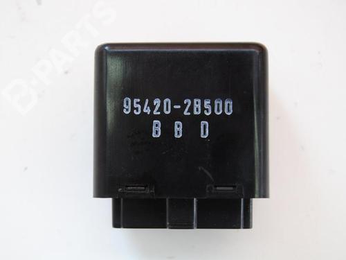 Electronic module HYUNDAI SANTA FÉ II (CM) 2.2 CRDi 4x4 | BP8828562M83 