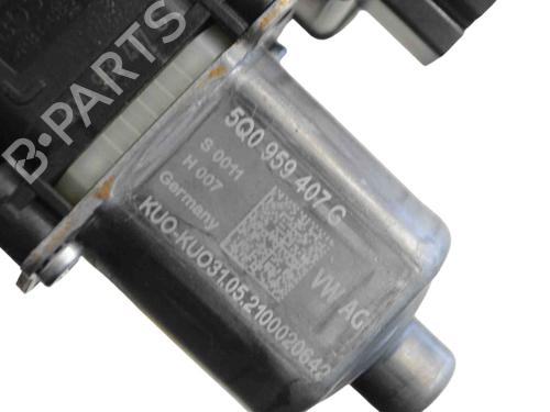 Right rear window motor VW GOLF VIII (CD1, DA1) 1.0 TSI | BP27827067E22 