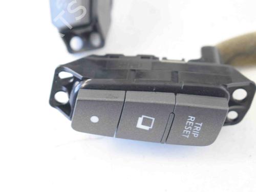Switch INFINITI M (Y51) 30d | BP28439073I30