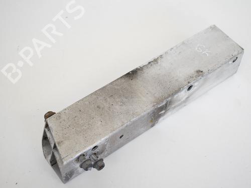 Absorbeur pare-chocs AUDI A4 B8 (8K2) S4 quattro (333 hp) 14768774