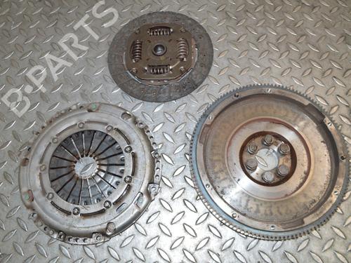 Andre VW GOLF VII (5G1, BQ1, BE1, BE2) 1.0 TSI (110 hp) 14781701