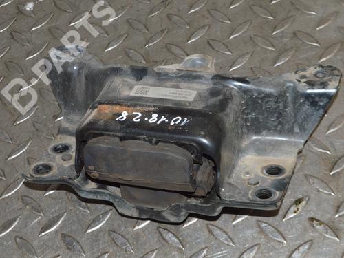 Used Engine mount VW GOLF SPORTSVAN VII (AM1, AN1) 2.0 TDI (150 hp) 8866147