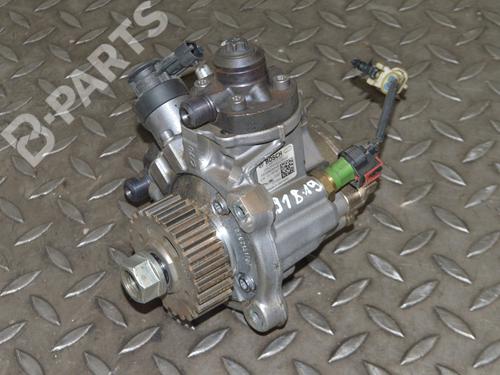 Used Fuel pump LAND ROVER DISCOVERY V (L462) 3.0 Td6 4x4 (258 hp) 8410842