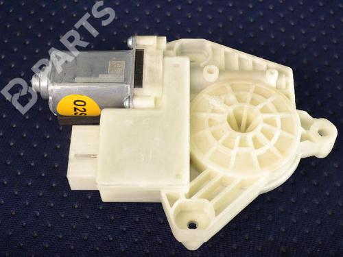 Used Right rear window motor VW PASSAT B8 Variant (3G5, CB5) 1.4 TSI (150 hp) 7490402