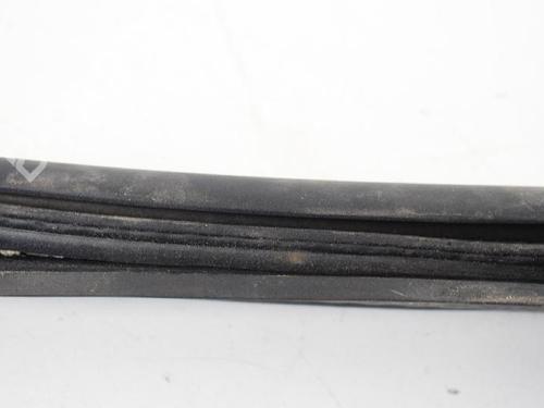 Rubber door seal TESLA MODEL X (5YJX) 90D AWD | BP27528466C142 