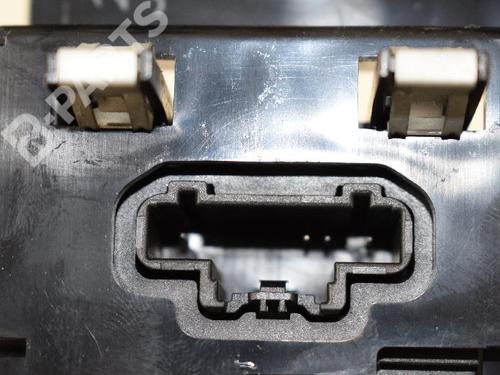 Switch LAND ROVER RANGE ROVER SPORT I (L320) 3.0 D 4x4 | BP8868298I30 