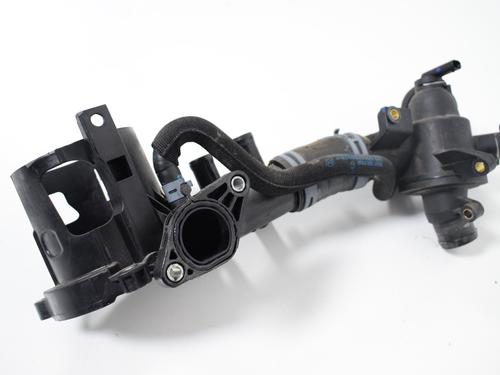 Used Thermostat housing MERCEDES-BENZ C-CLASS (W204) C 250 CDI (204.003) (204 hp) 27649138