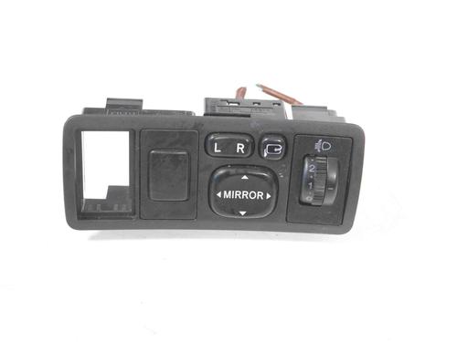 Used Switch TOYOTA AVENSIS Saloon (_T25_) 2.0 VVTi (AZT250_) (155 hp) 8829834