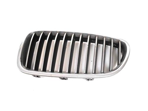 Used Grille BMW 5 (F10) 520 d (184 hp) 8146713