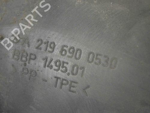 Wheel arch MERCEDES-BENZ CLS (C219) CLS 350 (219.356) | BP14785028C56 