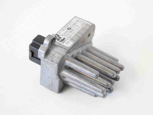 Used Heater resistor LAND ROVER RANGE ROVER III (L322) 3.6 D 4x4 (272 hp) 14768783