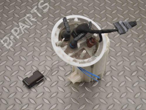 Used Fuel pump AUDI A5 Sportback (8TA) 3.0 TDI quattro (240 hp) 10675305