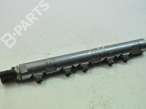 Used Injection rail MINI MINI COUNTRYMAN (R60) Cooper D ALL4 (112 hp) 7747894