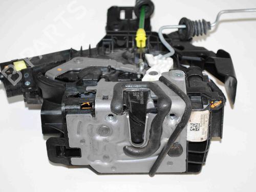 Front right lock MERCEDES-BENZ C-CLASS (W205) C 250 BlueTEC / d (205.008, 205.006) | BP29919765C97